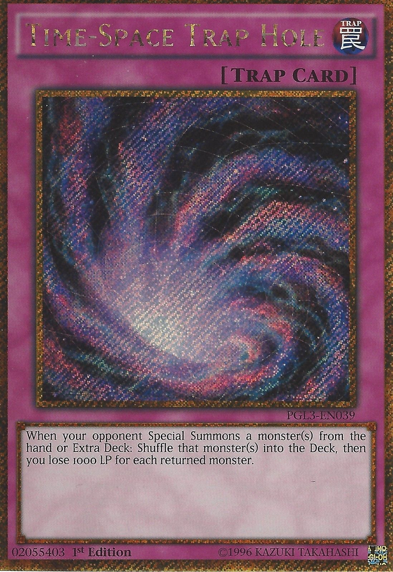 Time-Space Trap Hole [PGL3-EN039] Gold Secret Rare | Chromatic Games